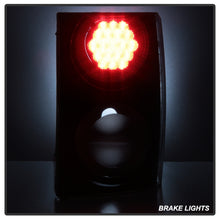 Carregar imagem no visualizador da galeria, Xtune Land Rover Range Rover 06-09 Euro Style Tail Lights Clear ALT-JH-LRRRS06-CL