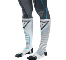 Carregar imagem no visualizador da galeria, Dainese Dry Long Socks Black/Blue Size - 36/38