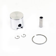 Carregar imagem no visualizador da galeria, Athena Sachs M3 50 2T Cast Piston Bore 45mm (For Athena Cylinder Kit)