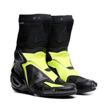 Carregar imagem no visualizador da galeria, Dainese Axial 2 Boots Black/Yellow Fluorescent Size - 42