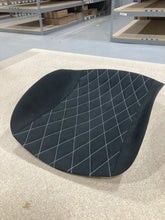 Load image into Gallery viewer, Tillett B5 seat pads set with silver diamond stitching