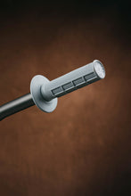 Carregar imagem no visualizador da galeria, Renthal MX Grips Soft Diamond/ Waffle - Light Grey