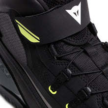 Carregar imagem no visualizador da galeria, Dainese Herian D-Waterproof Shoes Black/White/Yellow Fluorescent Size - 42