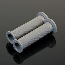Carregar imagem no visualizador da galeria, Renthal Road Race Grips Medium Short Diamond - Medium Grey
