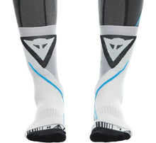 Carregar imagem no visualizador da galeria, Dainese Dry Mid Socks Black/Blue Size - 36/38