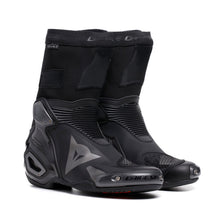 Carregar imagem no visualizador da galeria, Dainese Axial 2 Boots Black/Black Size - 46