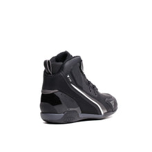 Carregar imagem no visualizador da galeria, Dainese Herian D-Waterproof Shoes Womens Black/White Size - 41