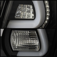 Carregar imagem no visualizador da galeria, Spyder Volkswagen Golf V 06-09 LED TURN SIGNAL LED Tail Lights Black ALT-YD-VG03-LED-BK
