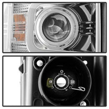 Carregar imagem no visualizador da galeria, Spyder Chevy Silverado 2014-16 2500 HD Projector Headlights Light Bar DRL Chrm PRO-YD-CSHD14-LBDRL-C