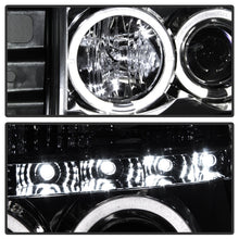 Carregar imagem no visualizador da galeria, Spyder Nissan Titan 04-14/Armada 04-07 Projector Headlights LED Halo LED Chrm PRO-YD-NTI04-HL-C