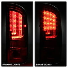Carregar imagem no visualizador da galeria, Spyder Dodge Ram 02-06 1500 Version 2 LED Tail Light - Red Clear ALT-YD-DRAM02V2-LED-RC