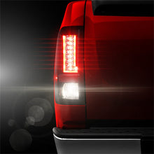 Carregar imagem no visualizador da galeria, Spyder Chevy Silverado 07-13 Version 2 LED Tail Lights - Black ALT-YD-CS07V2-LED-BK