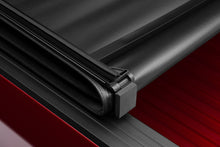 Carregar imagem no visualizador da galeria, Lund 2019 Chevrolet Silverado 1500 (5.5ft. Bed) Genesis Tri-Fold Tonneau Cover - Black