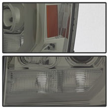 Carregar imagem no visualizador da galeria, Spyder GMC Sierra 1500/2500/3500 07-13 V2 Projector Headlights - Smoke PRO-YD-GS07V2-LBDRL-SM