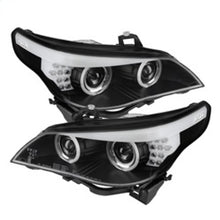 Carregar imagem no visualizador da galeria, Spyder BMW E60 5-Series 04-07 Projector Halogen Model- CCFL Halo Blk PRO-YD-BMWE6004-CCFL-BK