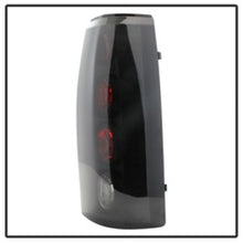 Carregar imagem no visualizador da galeria, Spyder Chevy C/K Series 1500 88-98/GMC Sierra 88-98 Euro Style Tail Lights Blk Smke ALT-YD-CCK88-BSM