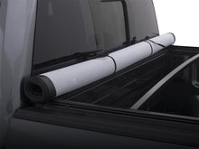 Load image into Gallery viewer, Lund 16-17 Nissan Titan XD (6.5ft. Bed w/Titan Box) Genesis Elite Snap Tonneau Cover - Black