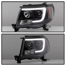 Carregar imagem no visualizador da galeria, Spyder Toyota Tacoma 05-11 Projector Headlights - Light Bar DRL - Black PRO-YD-TT05V2-LB-BK