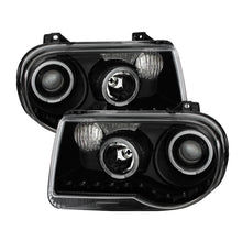 Carregar imagem no visualizador da galeria, Xtune Chrysler 300C 05-10 ( Not 300 ) Halo Projector Headlights Black PRO-JH-C300C-LED-BK
