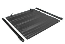 Load image into Gallery viewer, Lund 00-04 Dodge Dakota (5ft. Bed) Genesis Seal &amp; Peel Tonneau Cover - Black