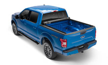 Carregar imagem no visualizador da galeria, Lund 15-17 Toyota Tundra (5.5ft. Bed) Genesis Elite Roll Up Tonneau Cover - Black