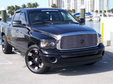 Carregar imagem no visualizador da galeria, Spyder Dodge Ram 1500 02-05/Ram 2500 03-05 Projector Headlights LED Halo LED Blk PRO-YD-DR02-HL-BK