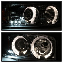 Carregar imagem no visualizador da galeria, Spyder GMC Sierra 1500/2500/3500 99-06 Projector Headlights LED Halo LED Chrome PRO-YD-CDE00-HL-C