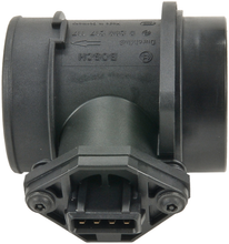 Carregar imagem no visualizador da galeria, Bosch 96-99 Volkswagen Jetta Mass Air Flow Sensor