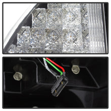 Carregar imagem no visualizador da galeria, Spyder Dodge Magnum 05-08 LED Tail Lights Black ALT-YD-DMAG05-LED-BK