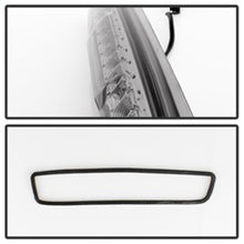 Carregar imagem no visualizador da galeria, xTune Chevy Silverado 07-13 / GMC Sierra 07-13 LED 3RD Brake Light - Chrome BKL-CSIL07-LED-C