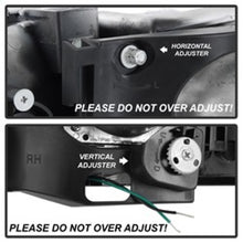 Carregar imagem no visualizador da galeria, Spyder GMC Sierra 1500/2500/3500 99-06 V2 Projector Headlights - DRL - Chrome PRO-YD-CDE00V2-LB-C