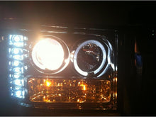 Carregar imagem no visualizador da galeria, Spyder GMC Sierra 1500/2500/3500 07-13 Projector Headlights LED Halo- LED Chrome PRO-YD-GS07-HL-C