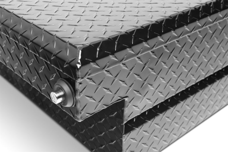 Lund Universal Aluminum Single Lid HD 28 Cross Bed Box - Black