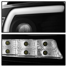 Carregar imagem no visualizador da galeria, Spyder GMC Sierra 14-16 Projector Headlights Light Bar DRL Blk PRO-YD-GS14V2-LBDRL-BK