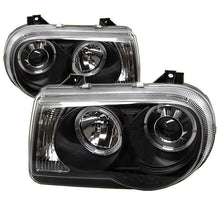 Carregar imagem no visualizador da galeria, Spyder Chrysler 300C 05-10 Projector Headlights LED Halo LED Blk (Not Included) PRO-YD-C300C-HL-BK