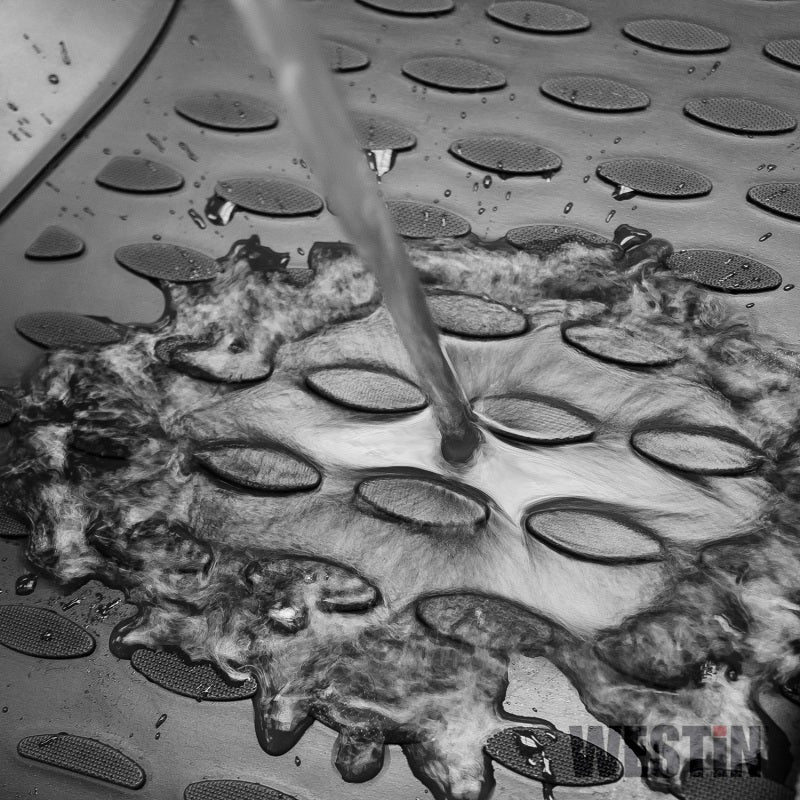 Westin 2014-2017 Land Rover Range Rover Sport wo/trunk rails Profile Cargo Liner - Black