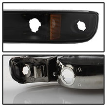 Carregar imagem no visualizador da galeria, xTune GMC Sierra 99-06 /Yukon 00-06 Crystal Headlights &amp; Bumper Lights - Black HD-JH-GS99-AM-SET-BK