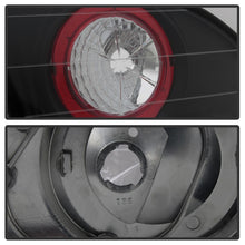 Carregar imagem no visualizador da galeria, Spyder Toyota Corolla 98-02 Euro Style Tail Lights Black ALT-YD-TC98-BK