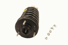Carregar imagem no visualizador da galeria, KYB Strut Plus Front Chevrolet/GMC 07-10 Tahoe/Yukon 2WD