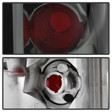Carregar imagem no visualizador da galeria, Spyder Chevy Avalanche 02-06 Euro Style Tail Lights Smoke ALT-YD-CAV04-SM