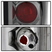 Carregar imagem no visualizador da galeria, Spyder Chevy Avalanche 02-06 Euro Style Tail Lights Smoke ALT-YD-CAV04-SM