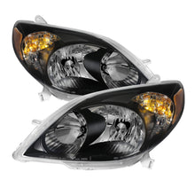 Carregar imagem no visualizador da galeria, Xtune Toyota Matrix 03-08 Crystal Headlights Black HD-JH-TM03-AM-BK