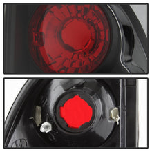 Carregar imagem no visualizador da galeria, Spyder Toyota Tacoma 05-15 Euro Style Tail Lights Black ALT-YD-TT05-BK