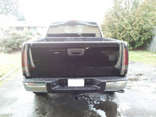 Carregar imagem no visualizador da galeria, Spyder GMC Sierra 07-13 (Not 3500 Dually 4 Rear Wheels)LED Tail Lights Red Clear ALT-YD-GS07-LED-RC