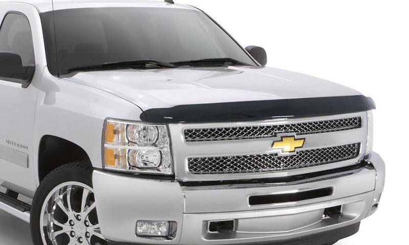 Lund 02-06 Chevy Avalanche (w/Body Hardware) Interceptor Hood Shield - Smoke