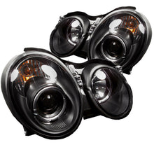 Carregar imagem no visualizador da galeria, Spyder Mercedes Benz CLK 98-02 Projector Headlights Halogen Model- LED Halo Blk PRO-YD-MBCLK98-HL-BK