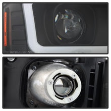 Carregar imagem no visualizador da galeria, Spyder GMC Sierra 1500/2500/3500 99-06 V2 Projector Headlights - DRL - Black PRO-YD-CDE00V2-LB-BK