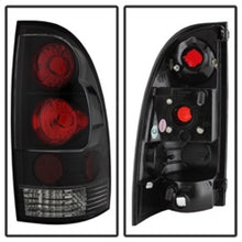 Carregar imagem no visualizador da galeria, Spyder Toyota Tacoma 05-15 Euro Style Tail Lights Black ALT-YD-TT05-BK