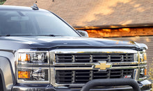 Carregar imagem no visualizador da galeria, Lund 02-07 Chevy Trailblazer Ext Interceptor Hood Shield - Smoke