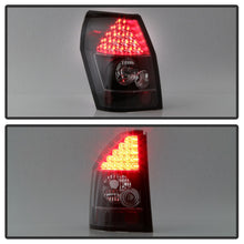 Carregar imagem no visualizador da galeria, Spyder Dodge Magnum 05-08 LED Tail Lights Black ALT-YD-DMAG05-LED-BK